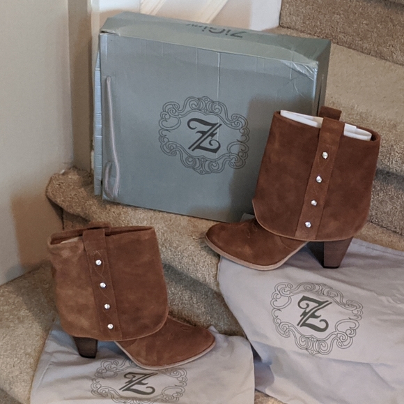 ZiGiny Shoes - Brand New In Box ZiGiny Short Boots